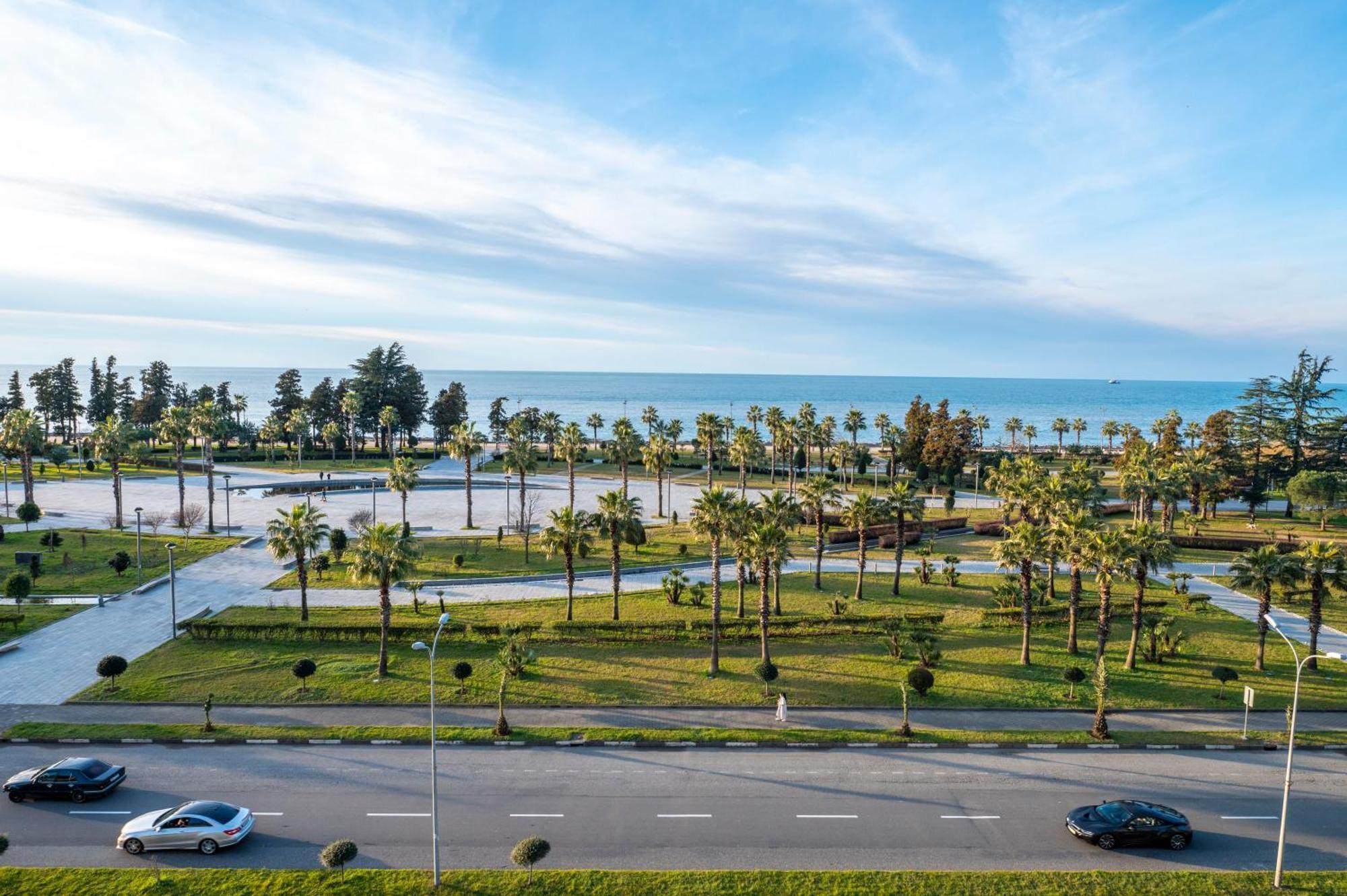 The Grandeur Hotel Batumi Luaran gambar