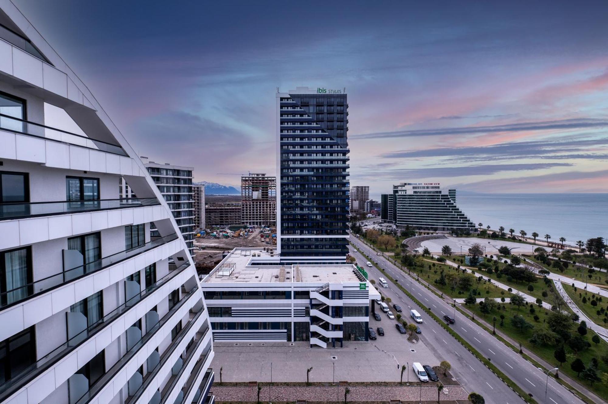 The Grandeur Hotel Batumi Luaran gambar